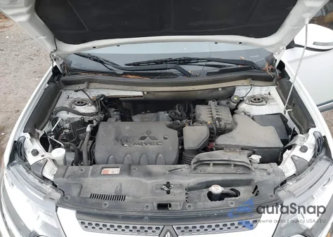 2019 Mitsubishi Outlander Se z USA, uszkodzony, nr VIN JA4AD3A30KZ003816